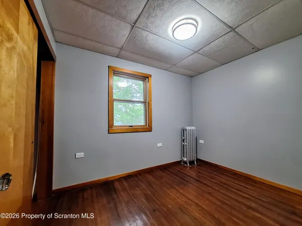 $1,500 | 29 Park Street, Carbondale, PA 18407