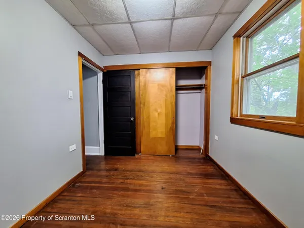 $1,500 | 29 Park Street, Carbondale, PA 18407