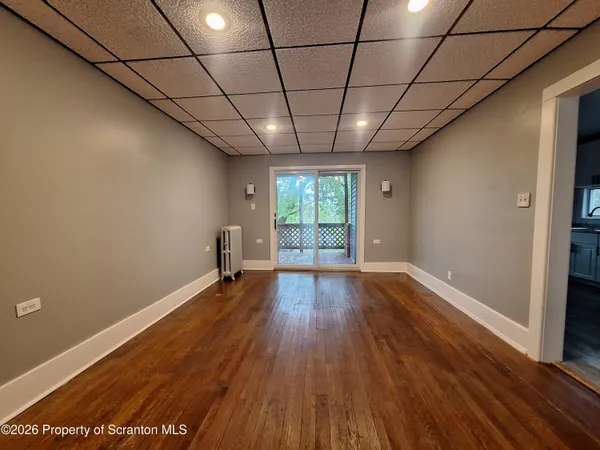 $1,500 | 29 Park Street, Carbondale, PA 18407