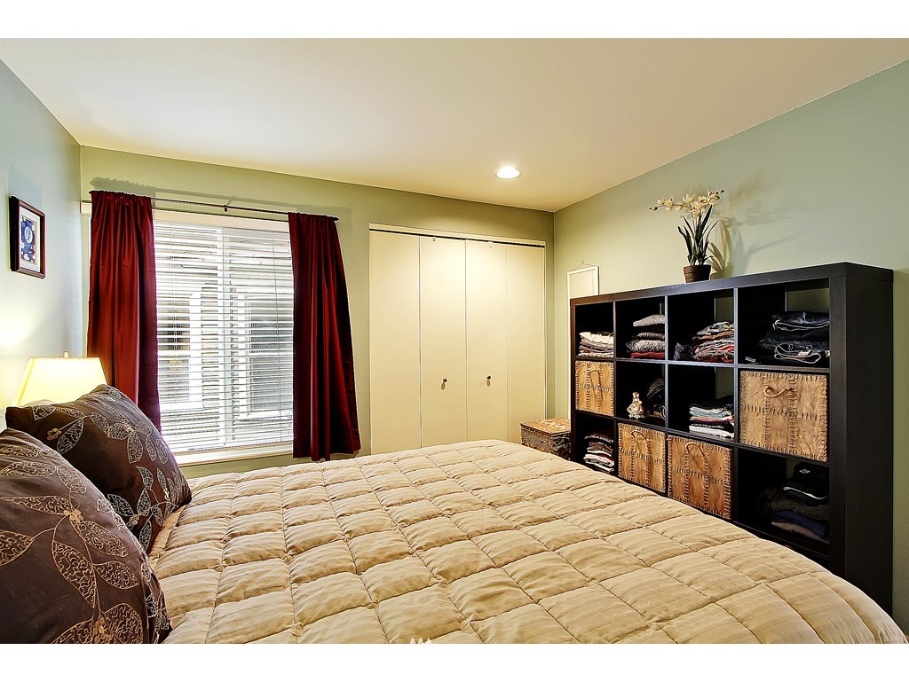3919 Whitman Avenue North Seattle, WA 98103 - Photo 13 of 15 Gallery Image 13