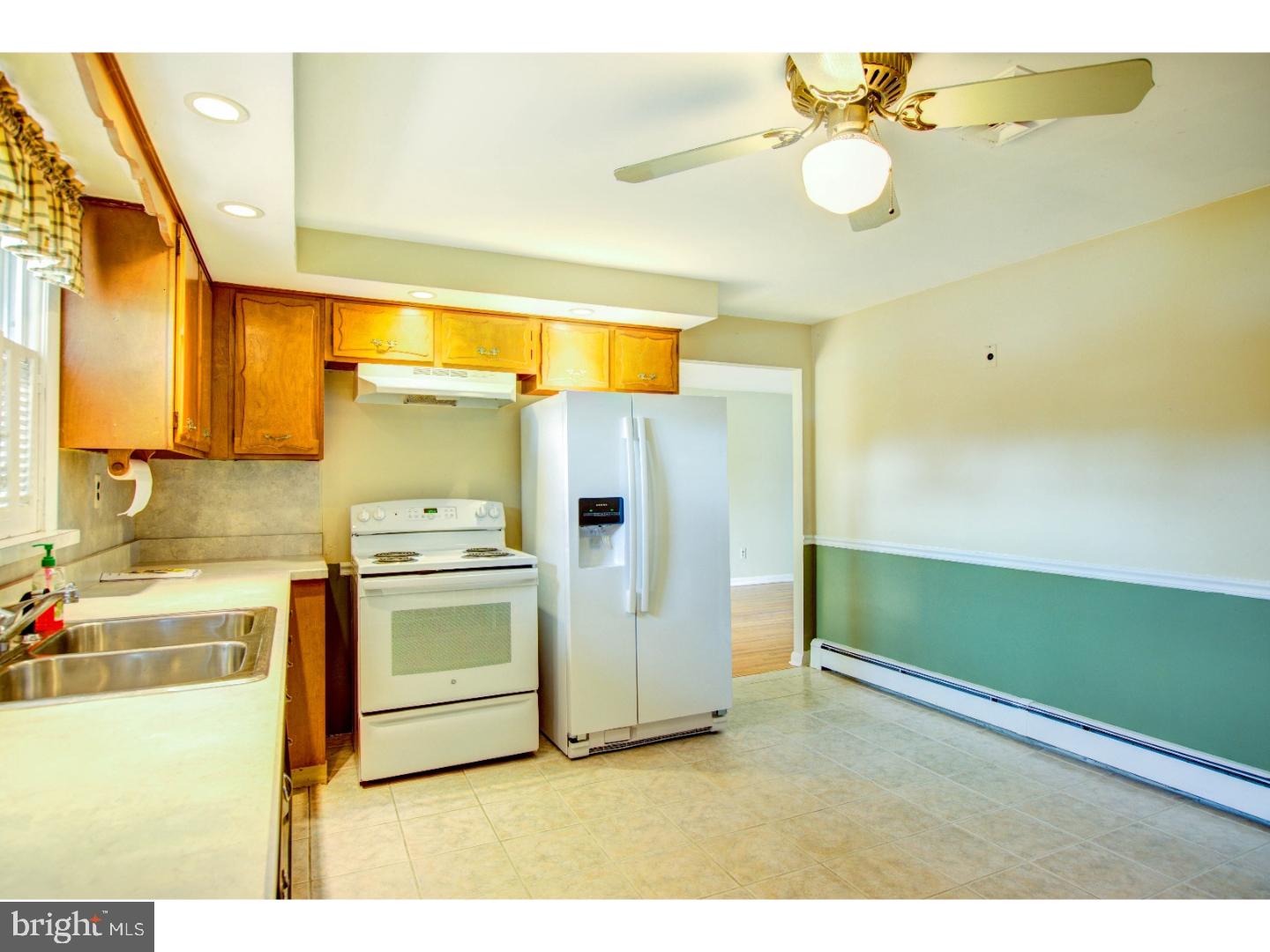 1015 Thornton Road Boothwyn, PA 19061 - Photo 11 of 25 Gallery Image 11