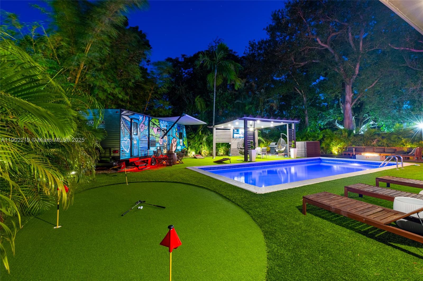 710 Northeast 141st Street North Miami, FL 33161 - Photo 47 of 78