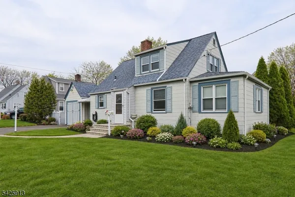 $3,700 | 2 Mohawk Drive, Cranford, NJ 07016