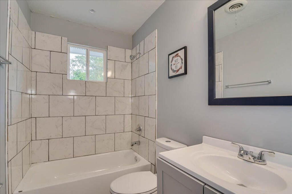 526 Berry Street Martinez, GA 30907 - Photo 13 of 16 Updated bathroom!