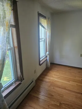 $1,995 | 19 East Concord Street, Unit B, Dover, NH 03820