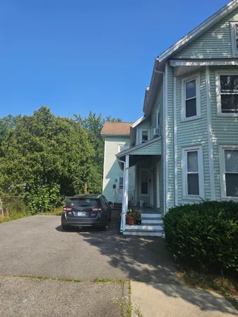 $1,995 | 19 East Concord Street, Unit B, Dover, NH 03820
