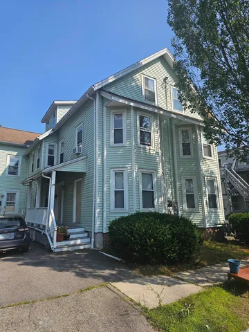 $1,995 | 19 East Concord Street, Unit B, Dover, NH 03820