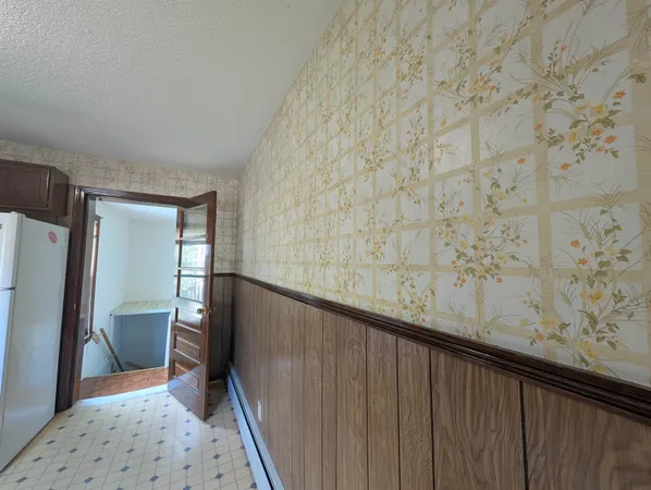 $1,995 | 19 East Concord Street, Unit B, Dover, NH 03820