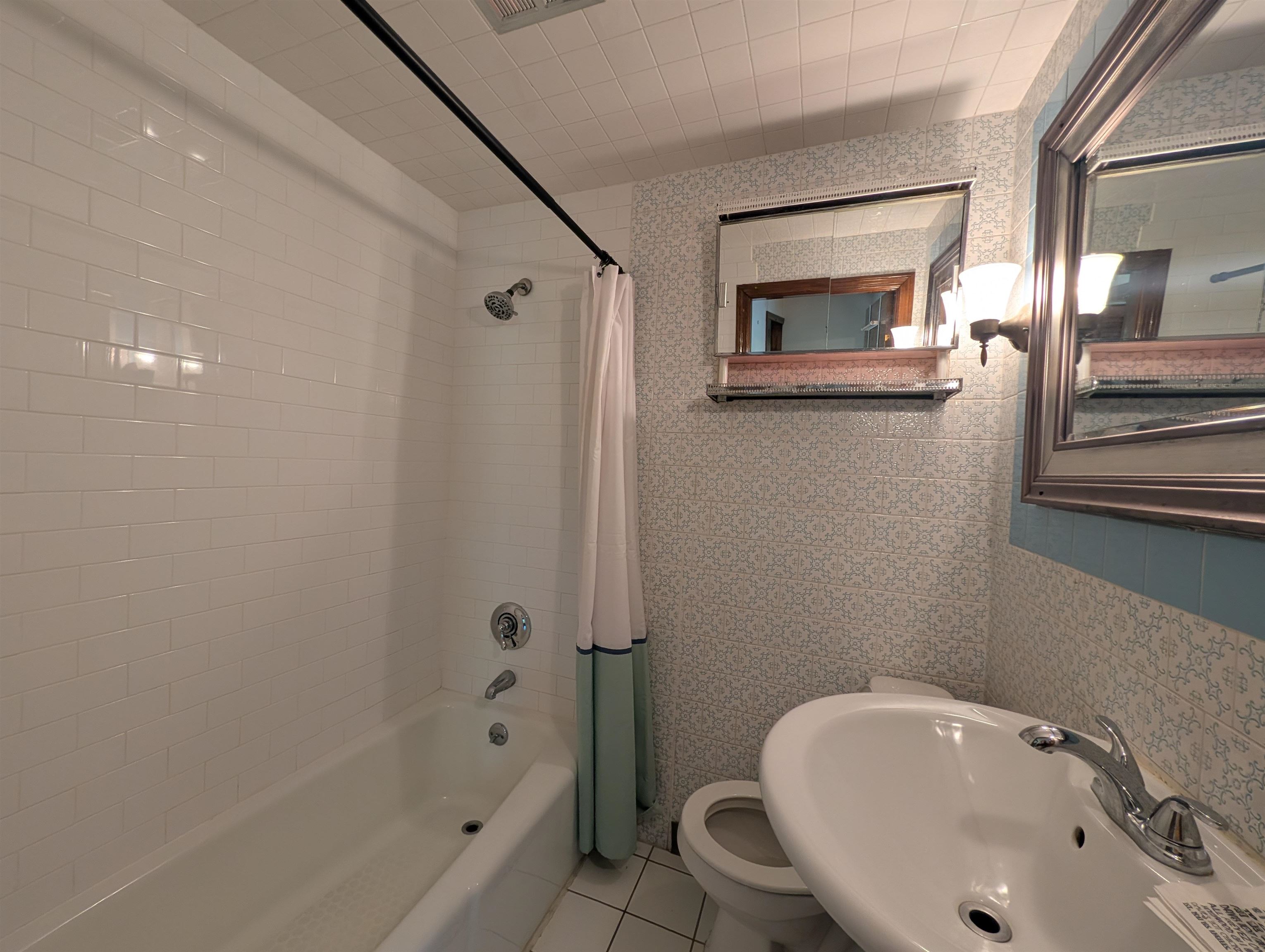 19 East Concord Street, Unit B Dover, NH 03820 - Photo 33 of 42