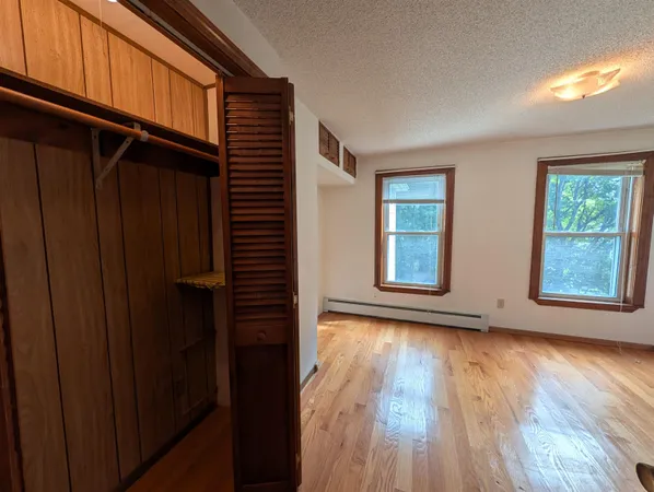 $1,995 | 19 East Concord Street, Unit B, Dover, NH 03820