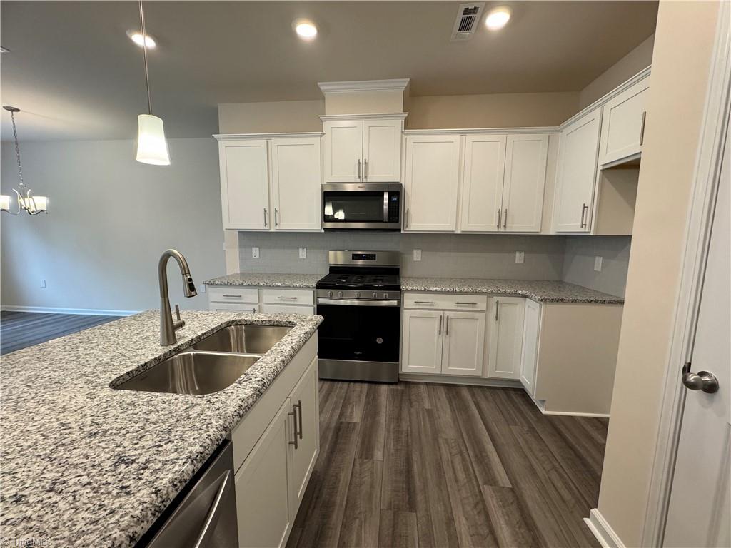 877 Falls Grove Trail High Point, NC 27265 - Photo 6 of 38