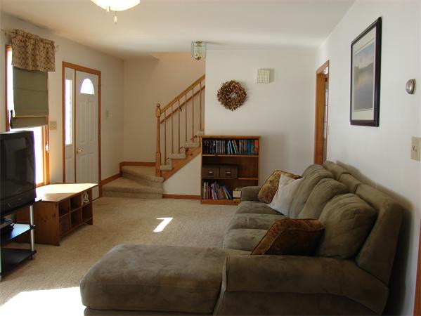 15 Normandy Road South Hadley, MA 01075 - Photo 2 of 29 Gallery Image 2