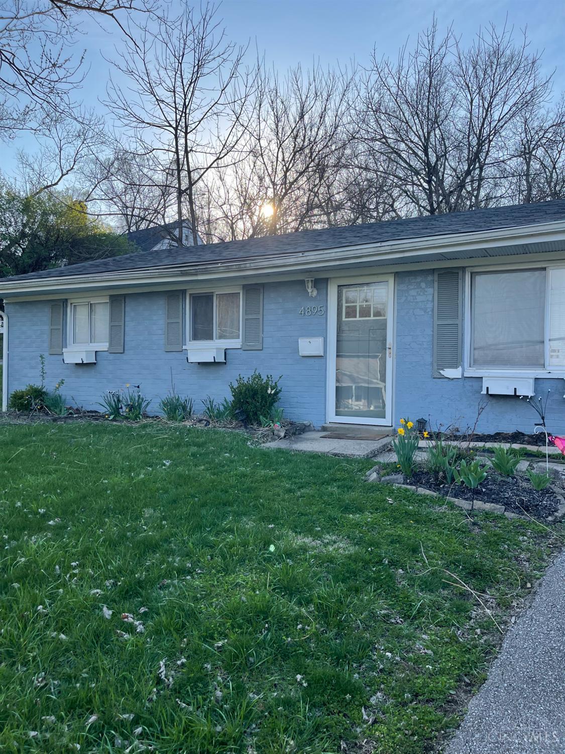4895 Winton Ridge Lane Cincinnati, OH 45232 - Photo 1 of 9