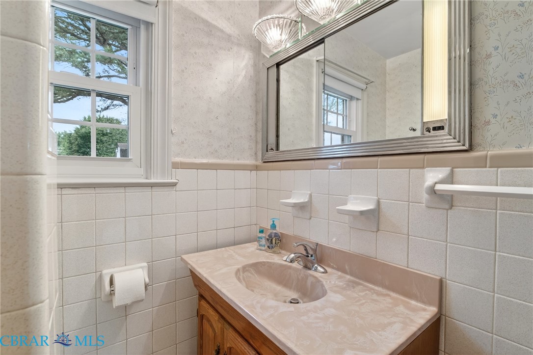 6743 Williams Landing Road Hayes, VA 23072 - Photo 26 of 45