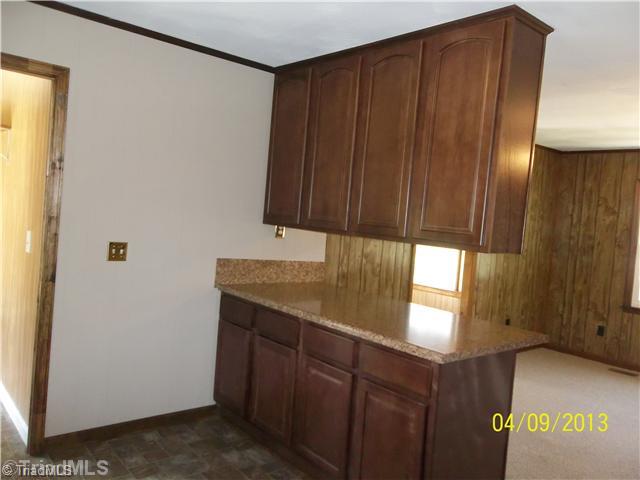 268 Maple Hollow Road Mount Airy, NC 27030 - Photo 6 of 15 Kitchen.
