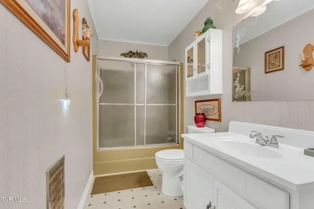 $325,000 | 16044 Hamilton Street, Mendota, VA 24270