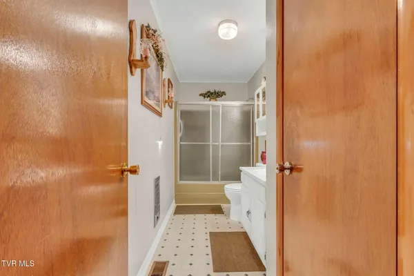 $325,000 | 16044 Hamilton Street, Mendota, VA 24270