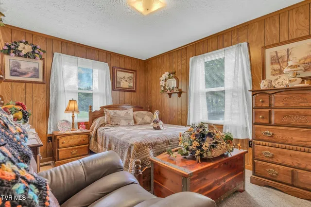 $325,000 | 16044 Hamilton Street, Mendota, VA 24270