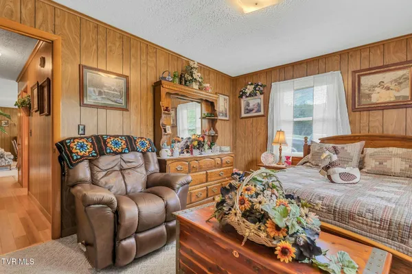 $325,000 | 16044 Hamilton Street, Mendota, VA 24270