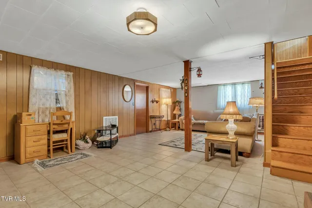 $325,000 | 16044 Hamilton Street, Mendota, VA 24270