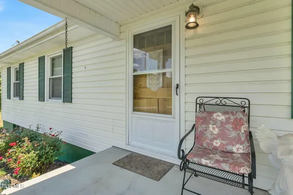 $325,000 | 16044 Hamilton Street, Mendota, VA 24270