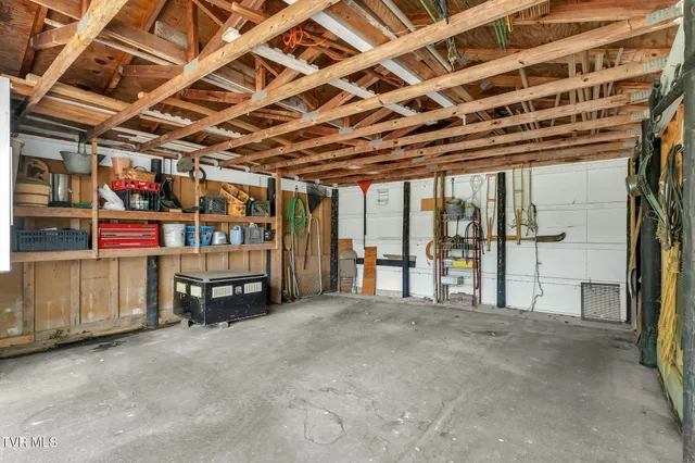 $325,000 | 16044 Hamilton Street, Mendota, VA 24270