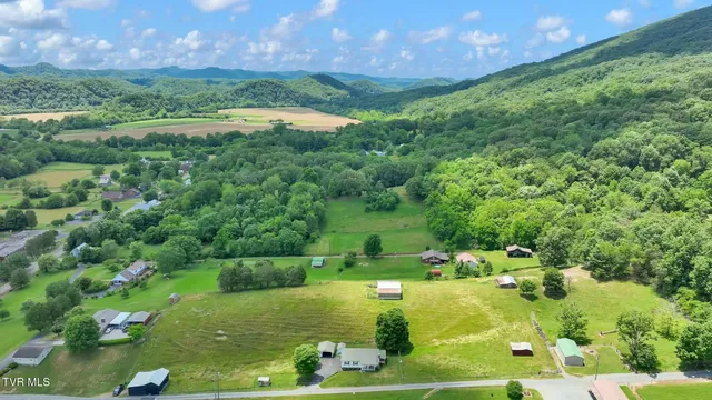 $325,000 | 16044 Hamilton Street, Mendota, VA 24270