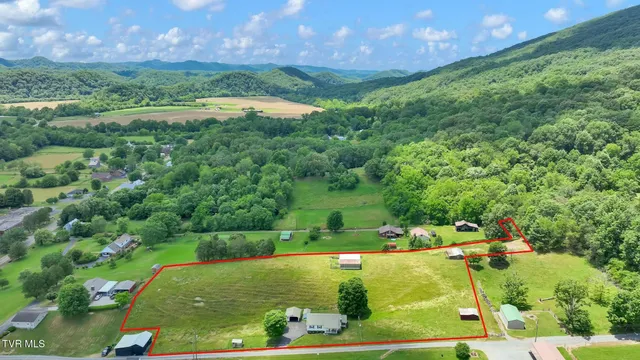 $325,000 | 16044 Hamilton Street, Mendota, VA 24270