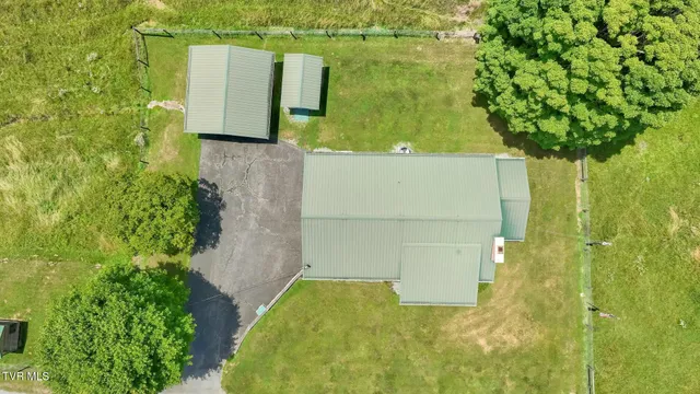 $325,000 | 16044 Hamilton Street, Mendota, VA 24270