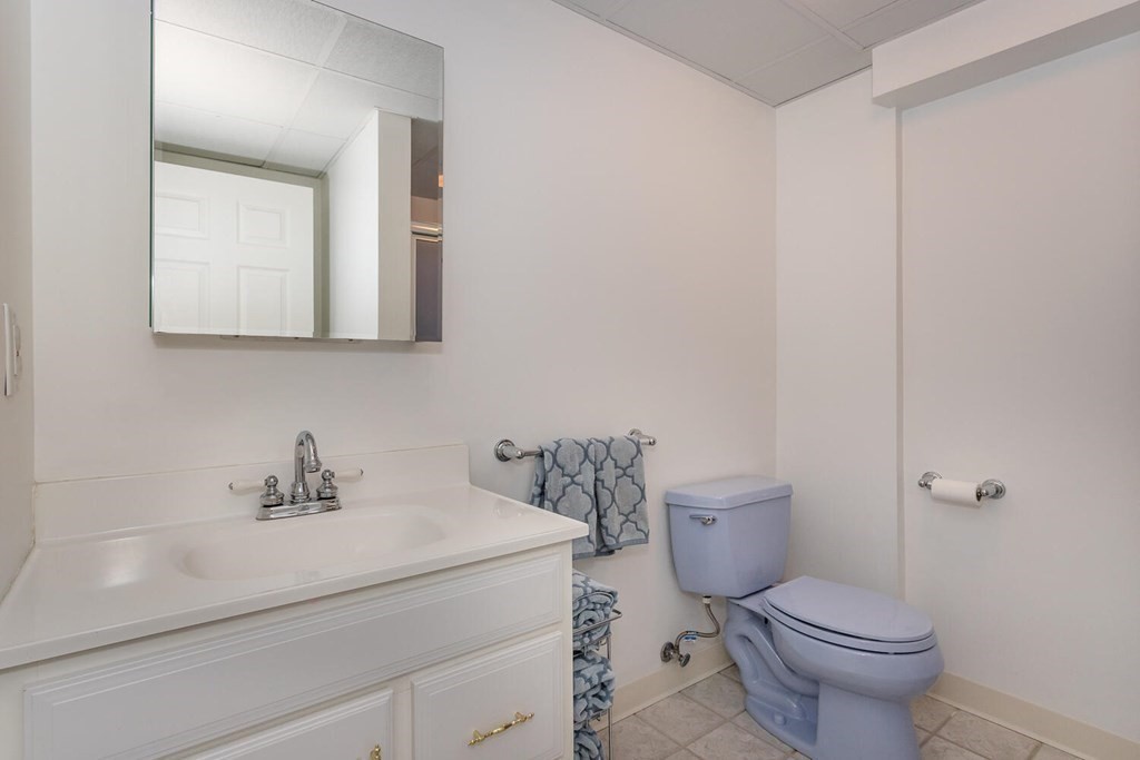 35 Thomas Lane Canton, MA 02021 - Photo 29 of 37 Gallery Image 29
