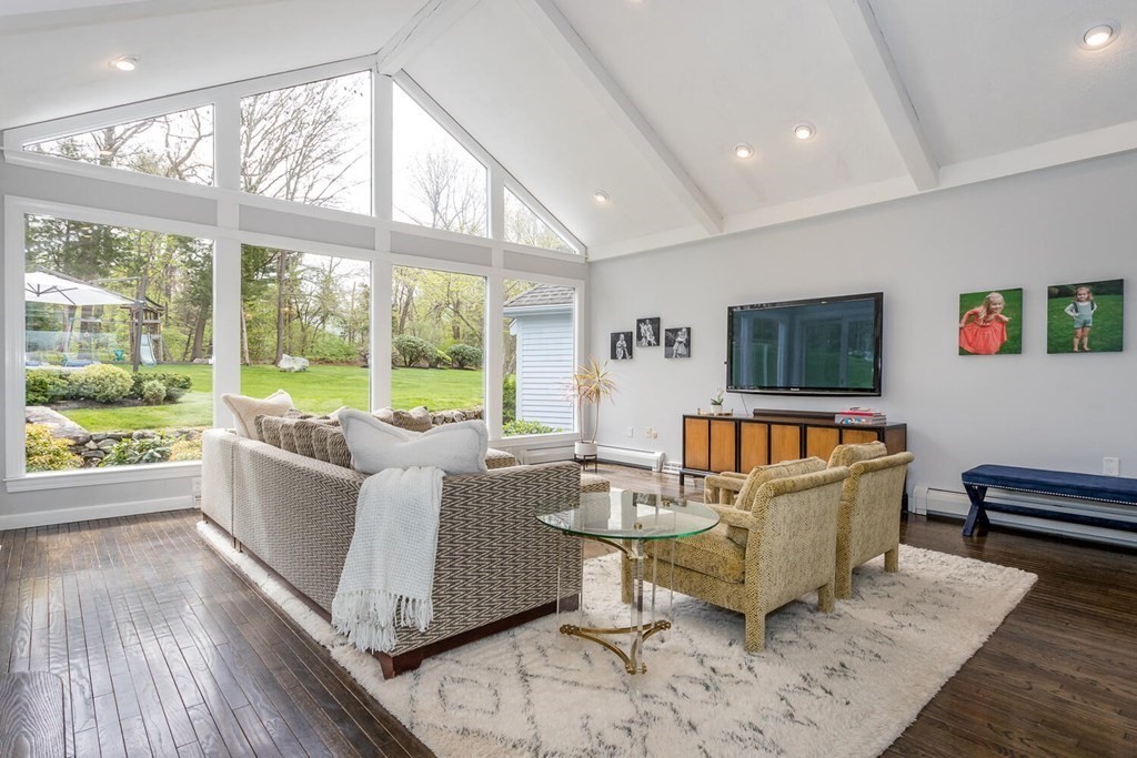 35 Thomas Lane Canton, MA 02021 - Photo 7 of 37 Gallery Image 7