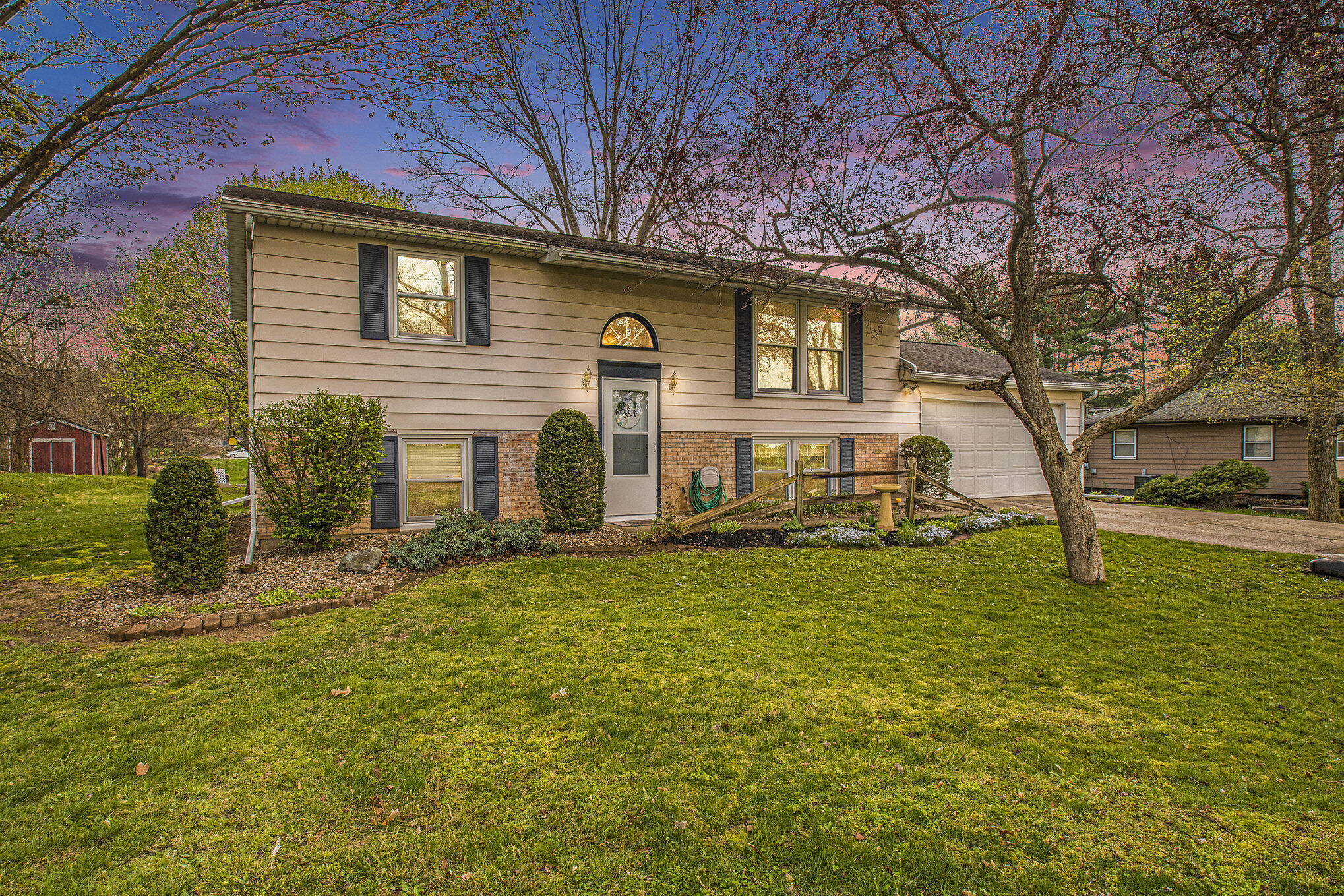 213 Geiger Road Niles, MI 49120 - Photo 1 of 29 001_dsc_3025-twilight