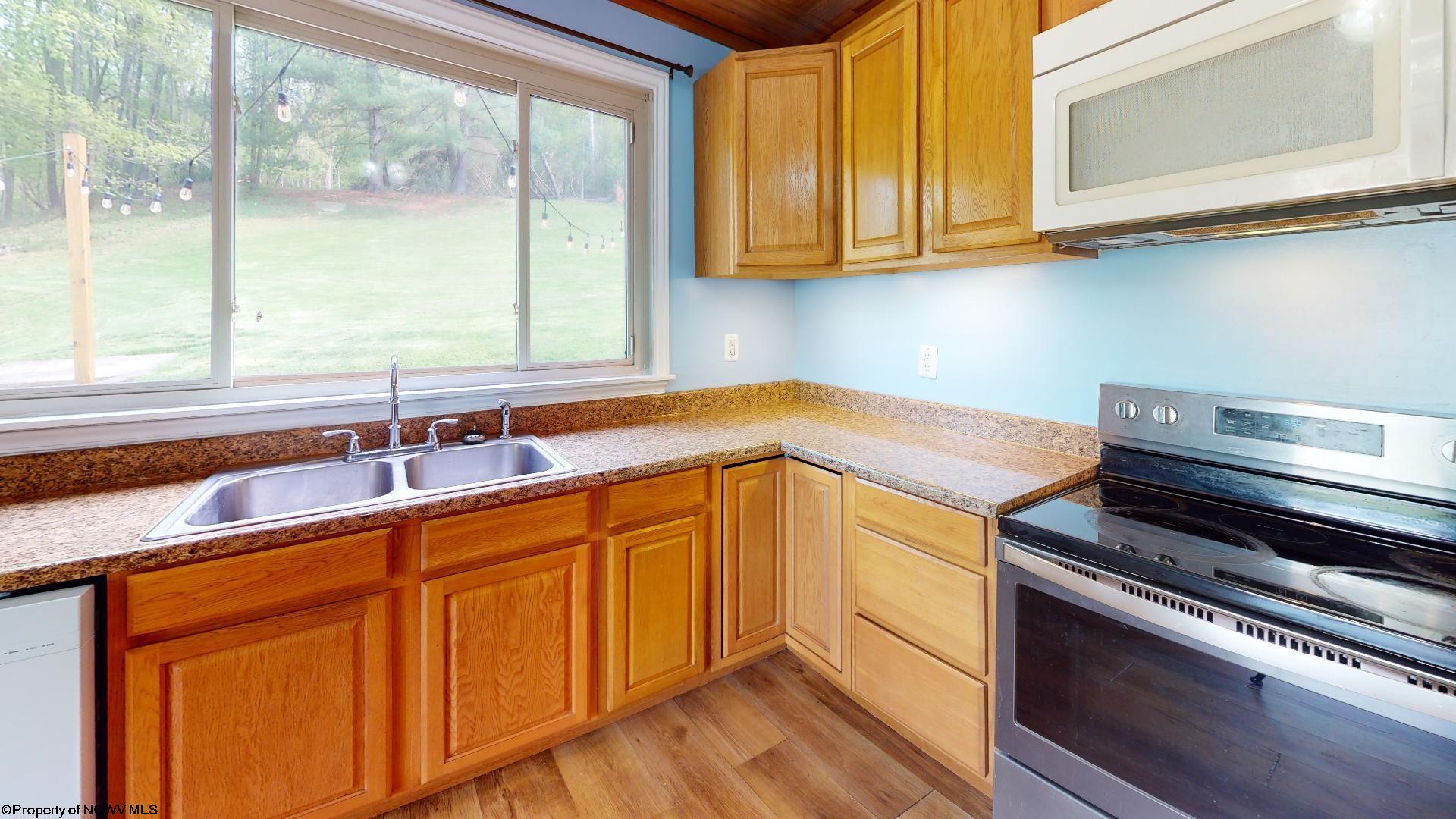 35 Sandy Beach Road Fairmont, WV 26554 - Photo 12 of 30 Gallery Image 12