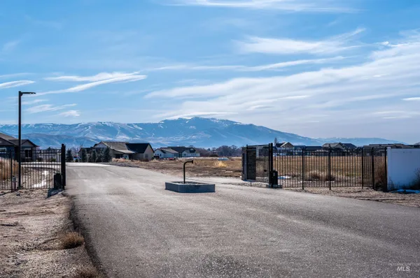 $120,000 | 33 Skyline Drive, Rupert, ID 83350