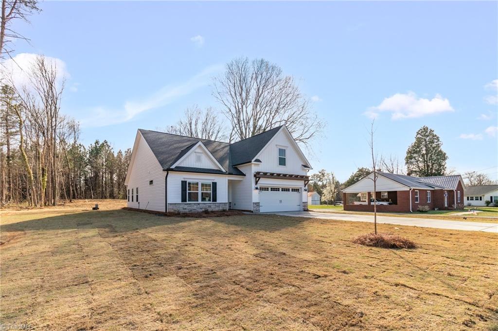 2130 East Holly Grove Road, Unit 1028 Lexington, NC 27292 - Photo 4 of 31