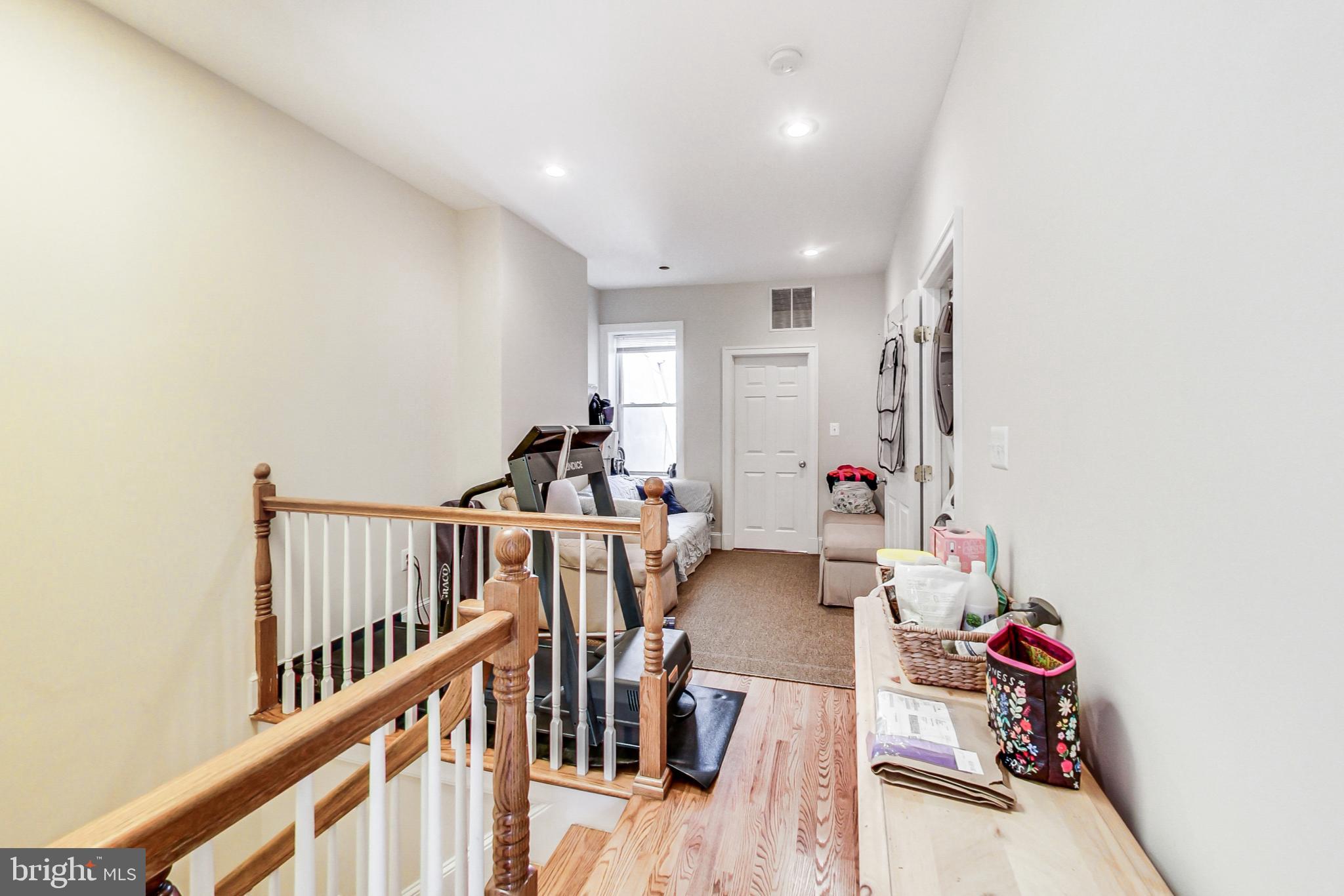 38 Q Street Northeast Washington, DC 20002 - Photo 24 of 48 Upstairs bonus space