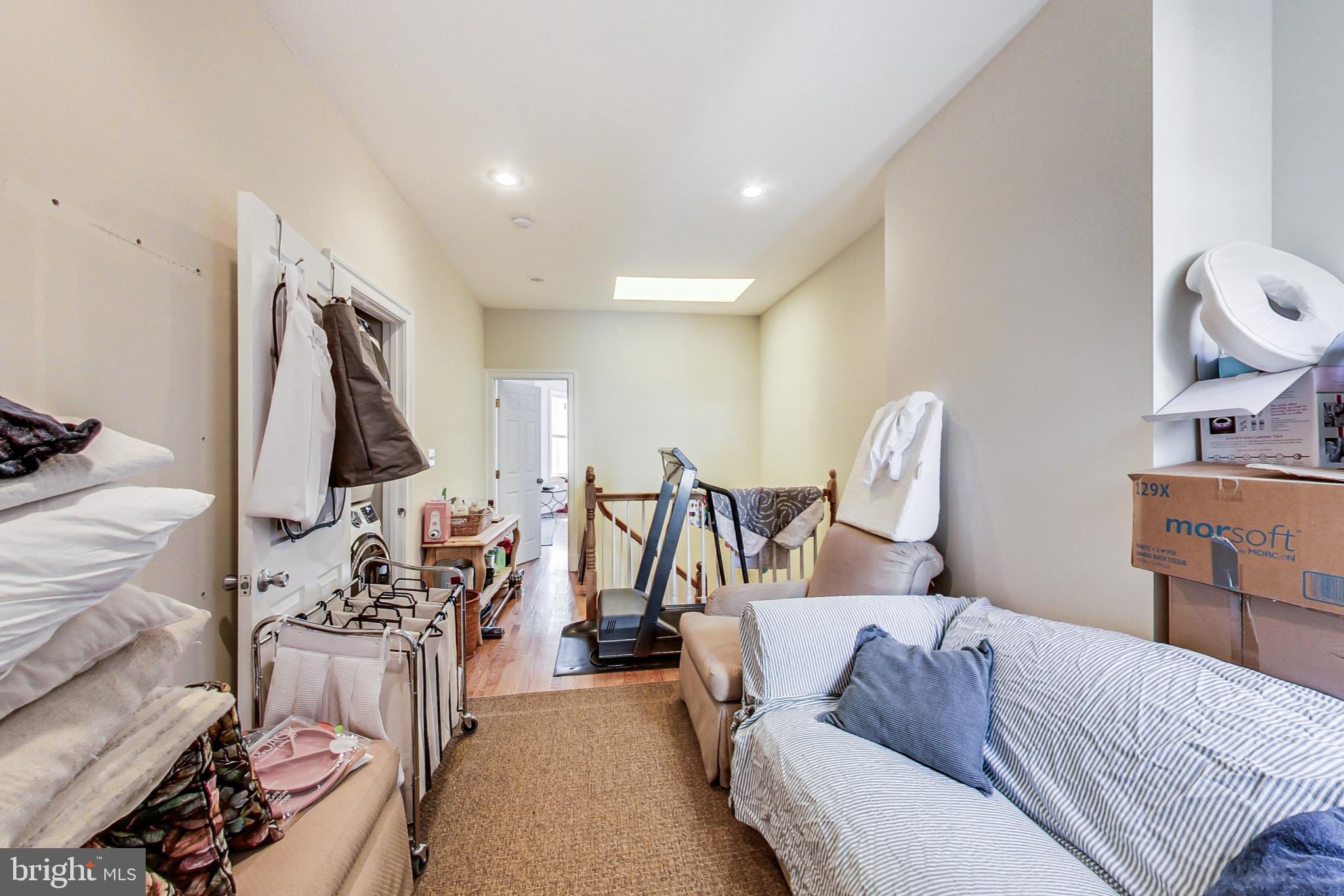 38 Q Street Northeast Washington, DC 20002 - Photo 25 of 48 Upstairs bonus space