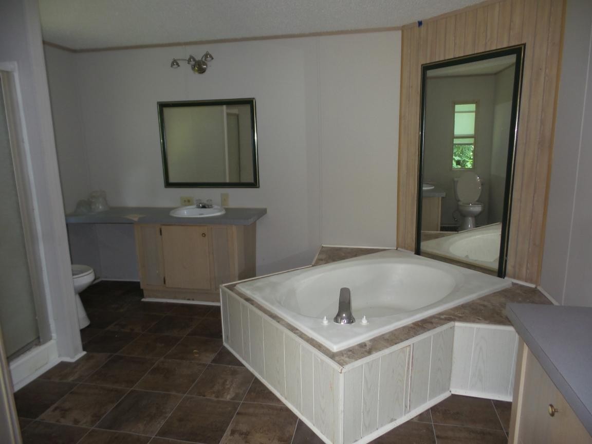 734 Chambers Road Jacksboro, TN 37757 - Photo 17 of 21 Gallery Image 17