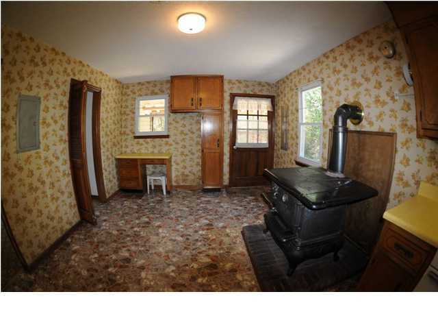 513 Lloyd Road Dayton, TN 37321 - Photo 3 of 18 Additional Photo