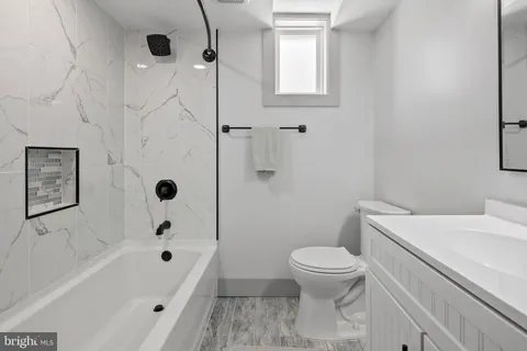 $1,100,000 | 2813 James Drive, Alexandria, VA 22303