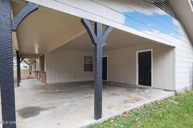 $94,900 | 5742 Wild Flower Drive, Jackson, MS 39209