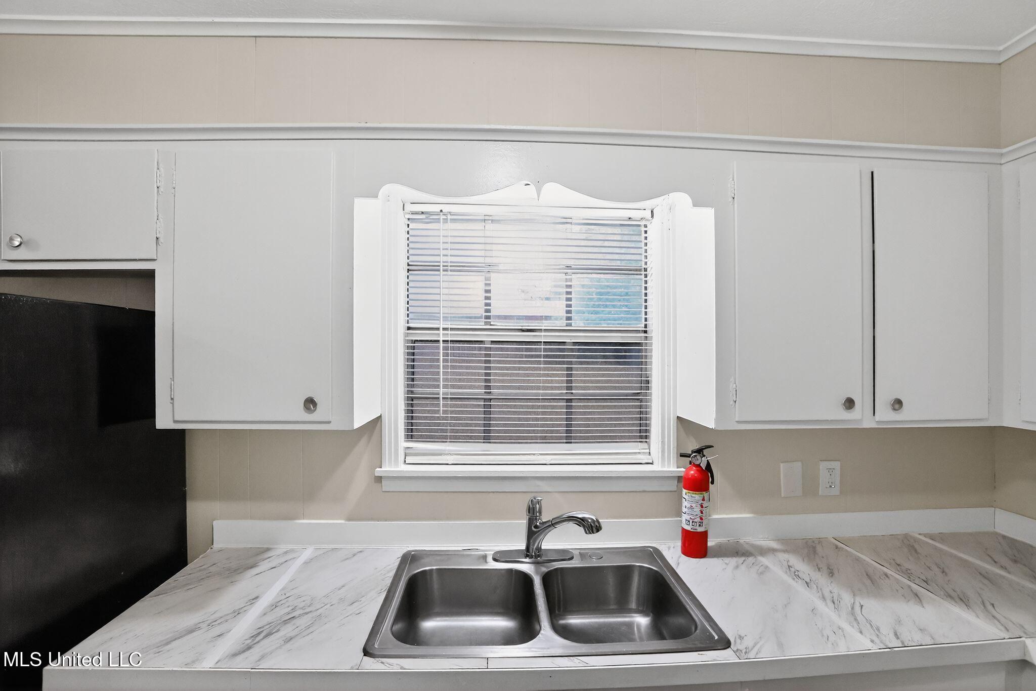 5742 Wild Flower Drive Jackson, MS 39209 - Photo 8 of 40 19_5742_Wild_Flower_Dr_Jackson_MS_39209-