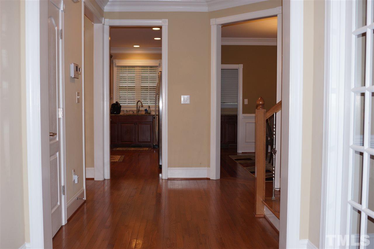 1105 Hobson Court Raleigh, NC 27607 - Photo 5 of 25 Gallery Image 5