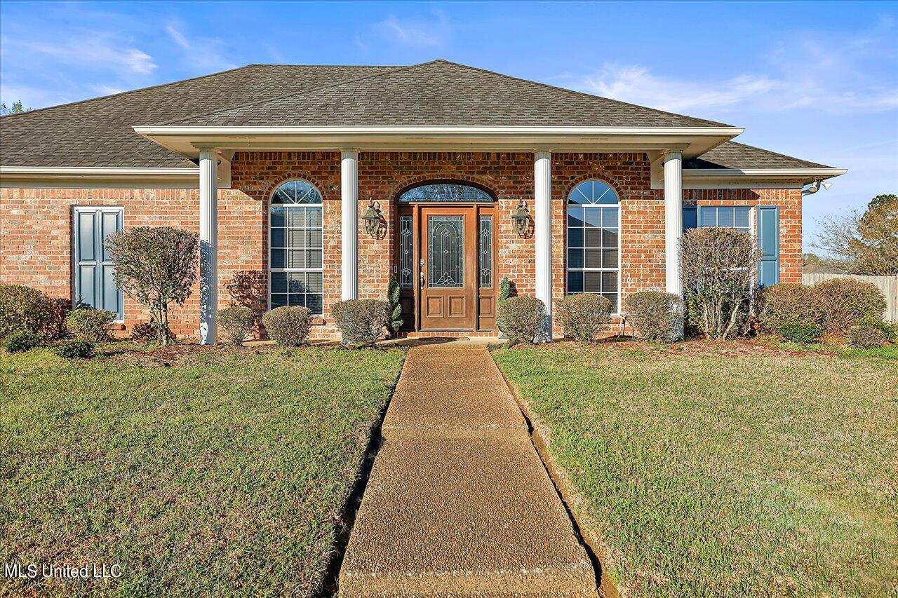 164 Raulston Drive Byram, MS 39272 - Photo 2 of 36 03-164 Raulston Dr