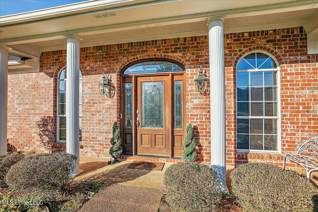 164 Raulston Drive Byram, MS 39272 - Photo 3 of 36 04-164 Raulston Dr