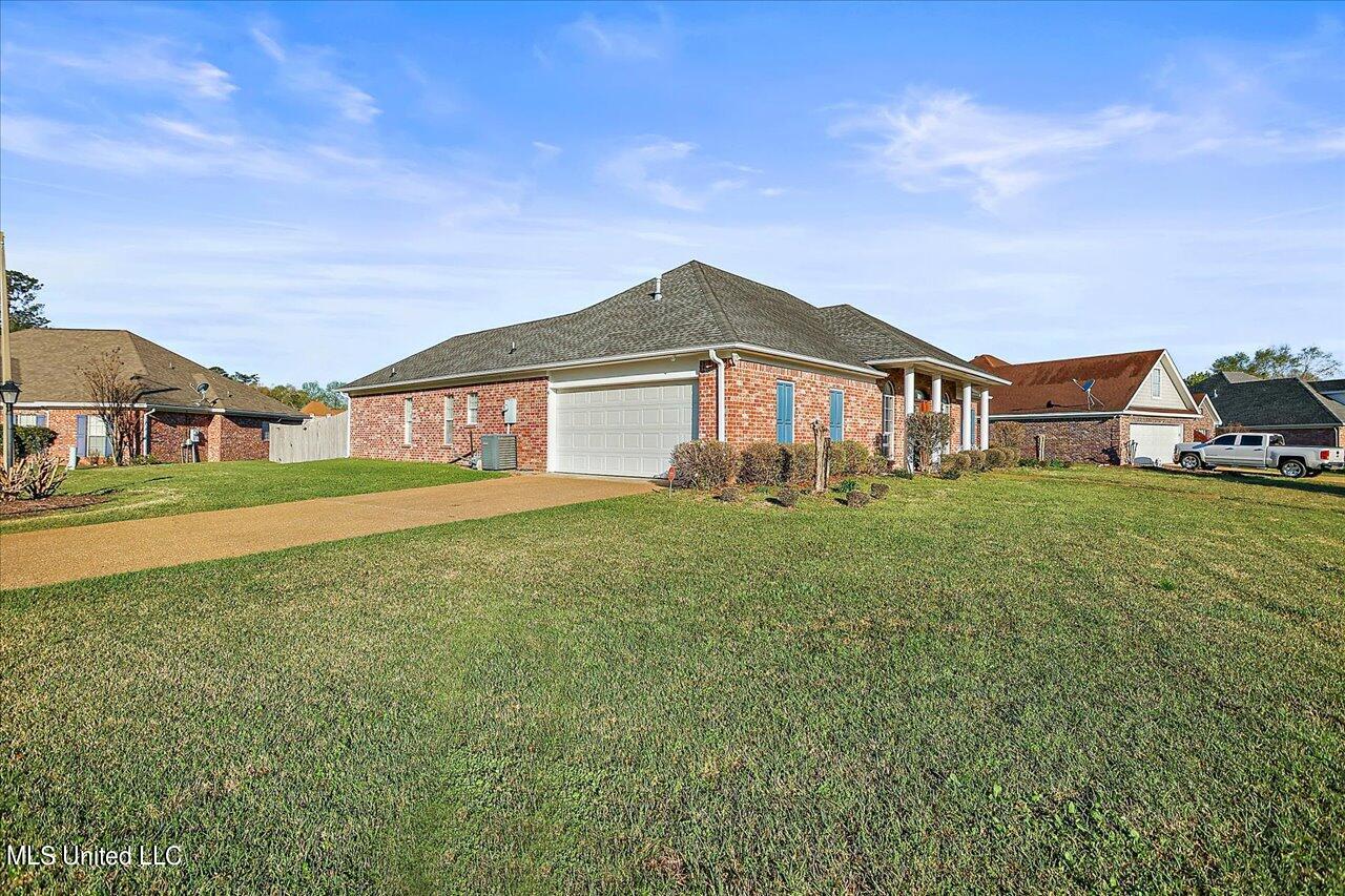 164 Raulston Drive Byram, MS 39272 - Photo 6 of 36 07-164 Raulston Dr