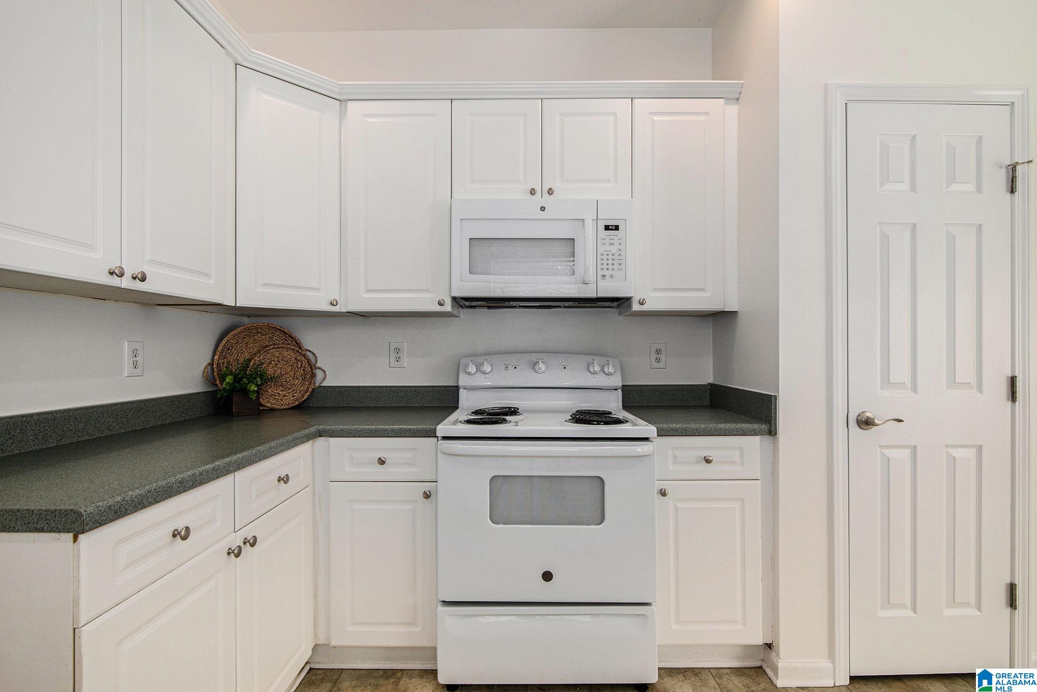 9029 Brookline Lane Helena, AL 35080 - Photo 13 of 28