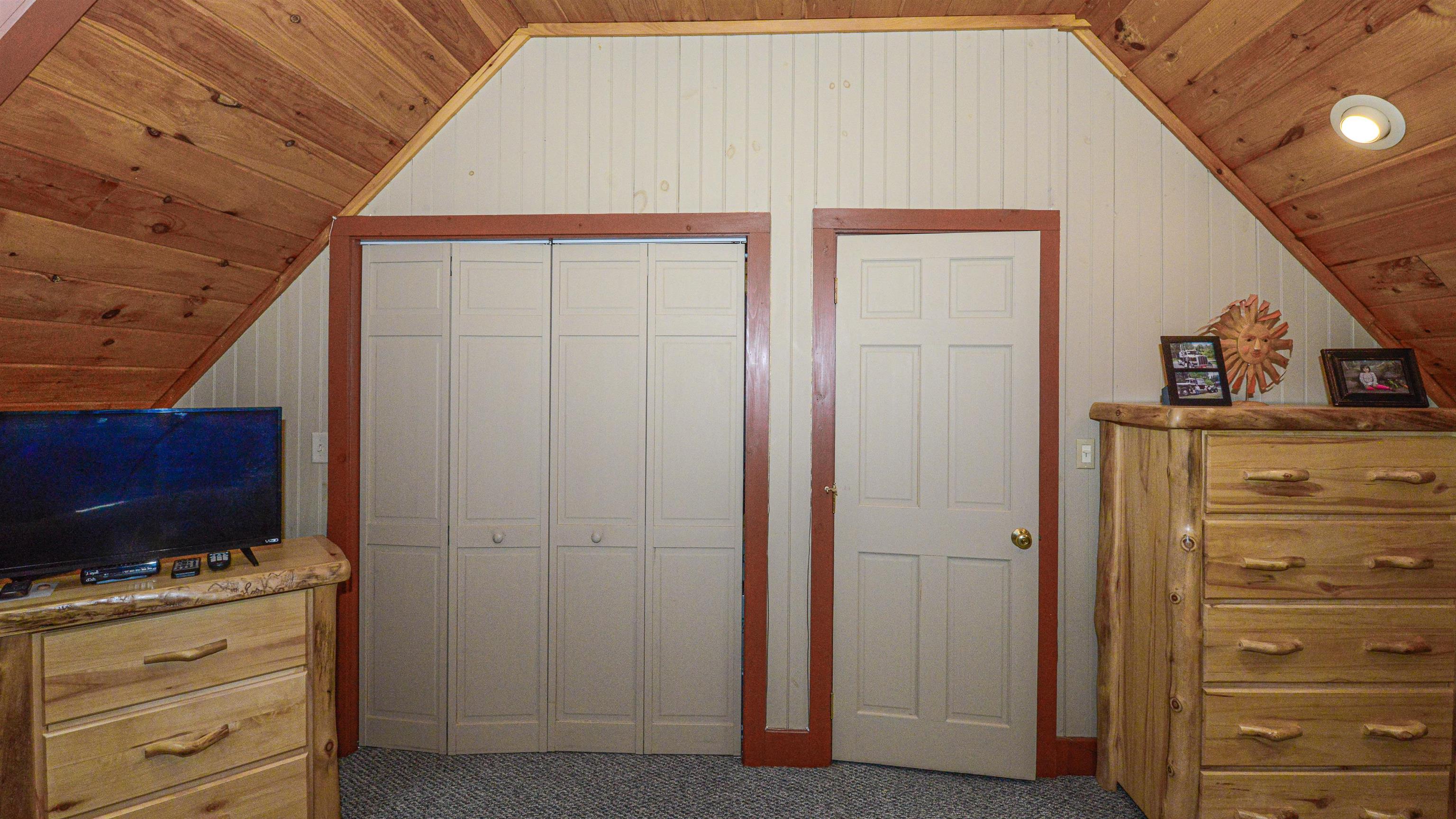 18 Charles Road Conway, NH 03813 - Photo 29 of 48