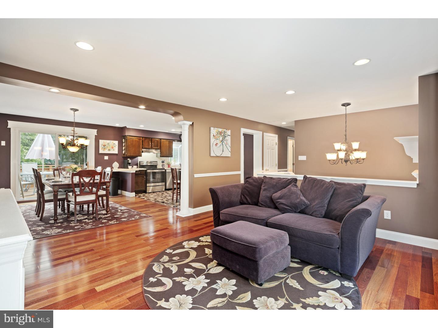 9 Briarhill Road Berlin, NJ 08009 - Photo 1 of 25 Living Room