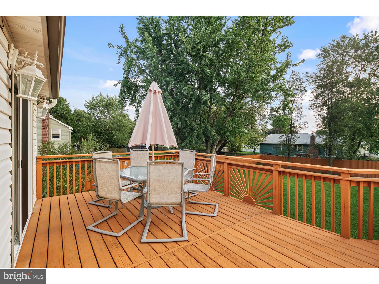 9 Briarhill Road Berlin, NJ 08009 - Photo 22 of 25 Deck
